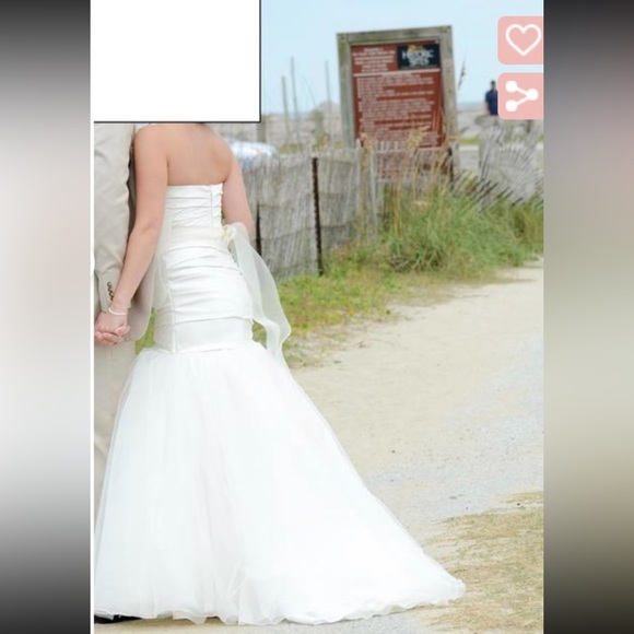 NWT Vera Wang Strapless Ivory Dress - Picture 4 of 14